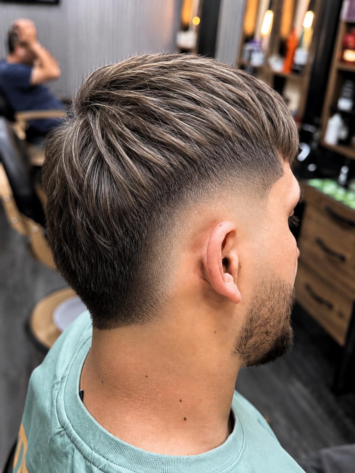 Textured crop with a burst fade, seen from behind